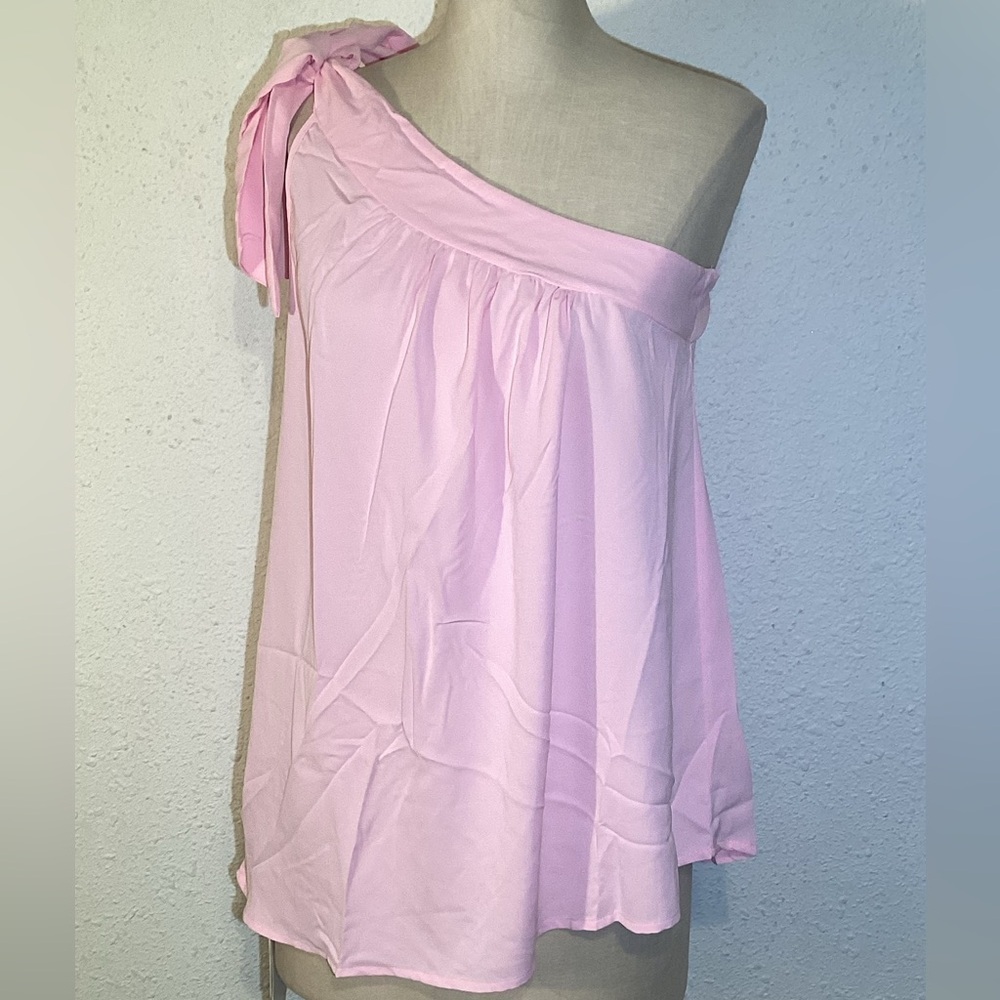 Guteidee pink one-shoulder blouse size small